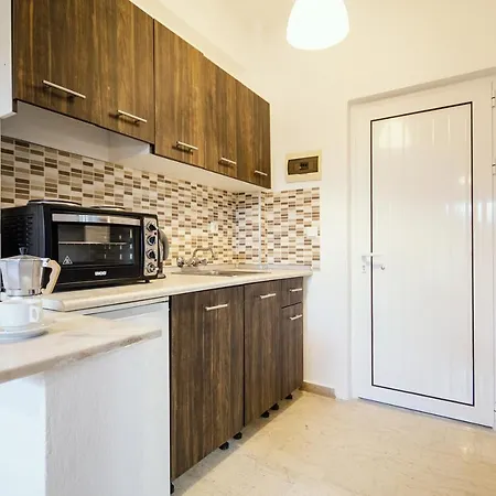 Parakladi Seaside Retreat 아파트호텔 *