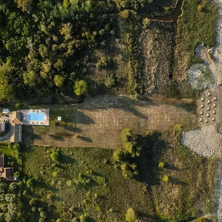 Parakladi Seaside Retreat *